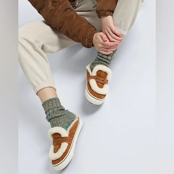 Vans Shearling UNISEX Mules - LAST PAIR - Picture 8 of 13